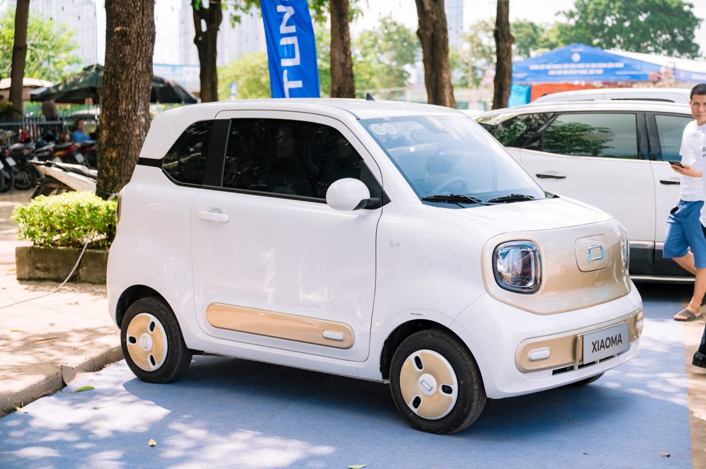 Bestune Xiaoma trắng