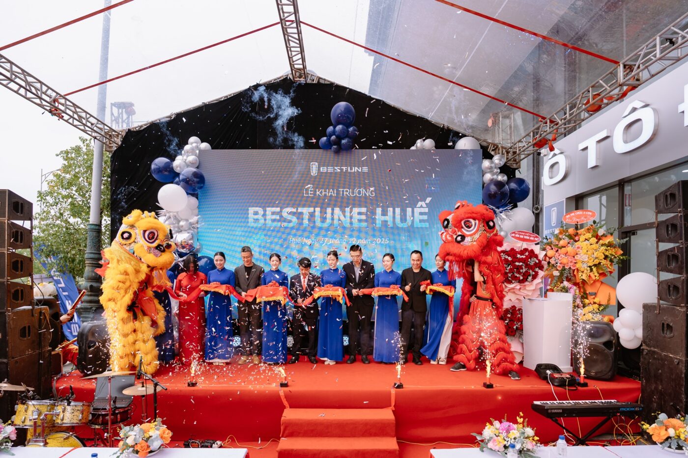 Khai trương bestune Huế